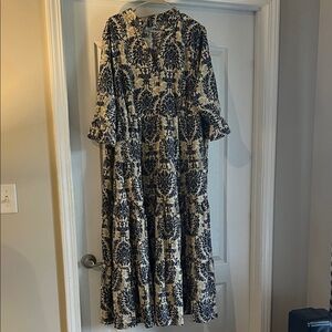 SHEIN Black and Cream Long Sleeve Maxi Dress
